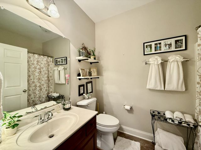 547 Cloverhill Ln, Lebanon, TN 37090