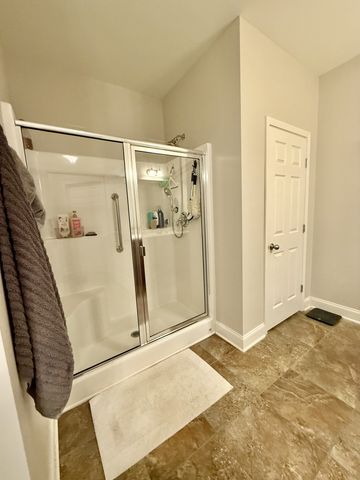 547 Cloverhill Ln, Lebanon, TN 37090