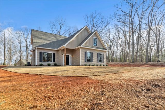 124 James Drive, Townville, SC 29689