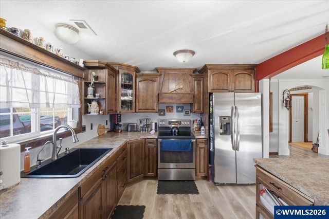 1005 Foxglove Ln, Mt Angel, OR 97362