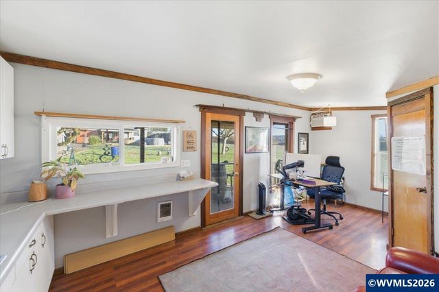 1005 Foxglove Ln, Mt Angel, OR 97362