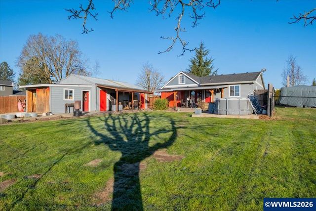 1005 Foxglove Ln, Mt Angel, OR 97362