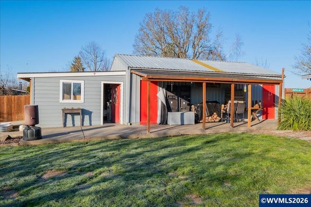 1005 Foxglove Ln, Mt Angel, OR 97362