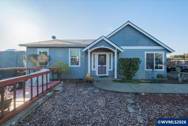 1005 Foxglove Ln, Mt Angel, OR 97362