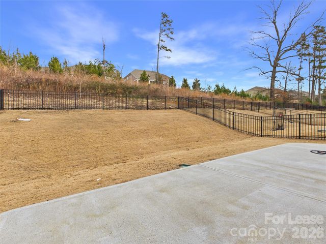 3941 Woodland View Drive, Charlotte, NC 28215