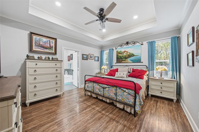 7222 Neches Street, Athens, TX 75752