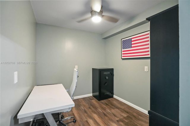 3516 Whitehall Drive 301, West Palm Beach, FL 33401