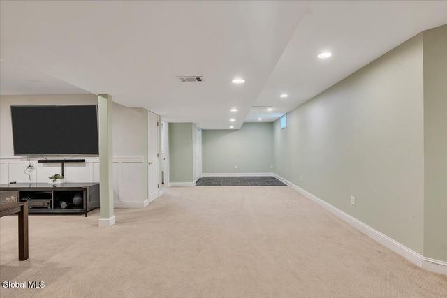 26 Birch Hill Road, Clifton Park, NY 12019