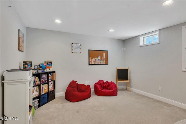 26 Birch Hill Road, Clifton Park, NY 12019