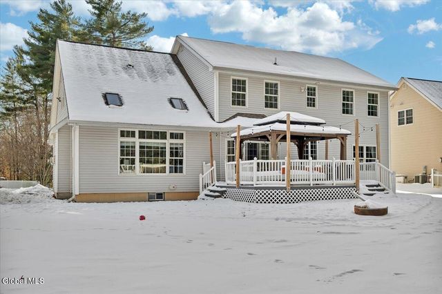 26 Birch Hill Road, Clifton Park, NY 12019