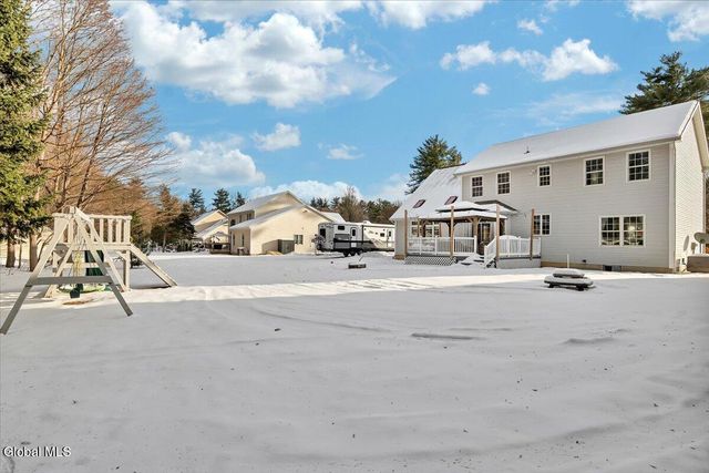 26 Birch Hill Road, Clifton Park, NY 12019