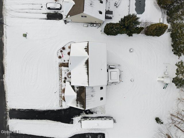 26 Birch Hill Road, Clifton Park, NY 12019