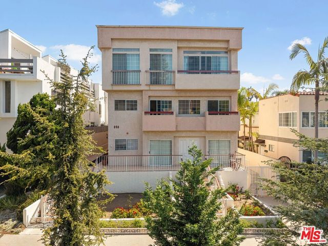 923 Euclid Street 201, Santa Monica, CA 90403