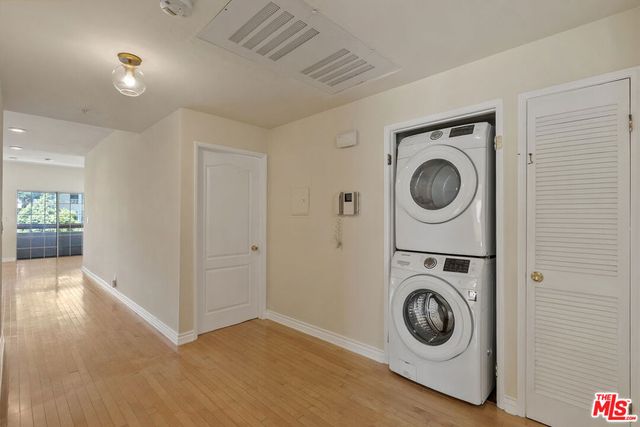 923 Euclid Street 201, Santa Monica, CA 90403