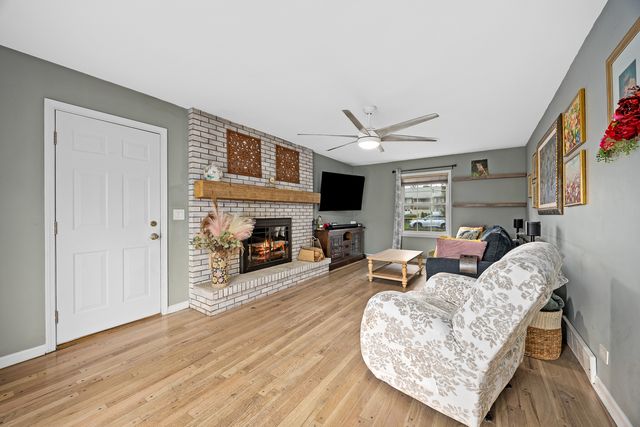 2154 Pepper Valley Drive, Geneva, IL 60134