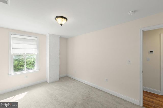 908 JONATHAN ST, Woodstock, VA 22664