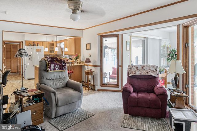 908 JONATHAN ST, Woodstock, VA 22664