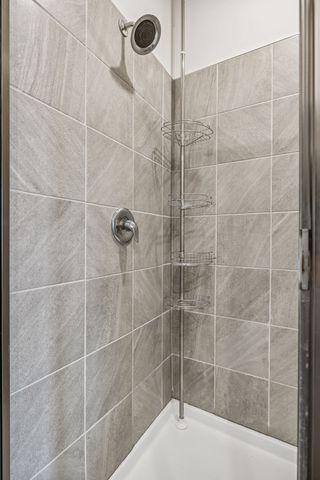 1216 Inverness Pass, Lebanon, TN 37087