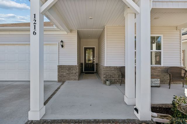 1216 Inverness Pass, Lebanon, TN 37087