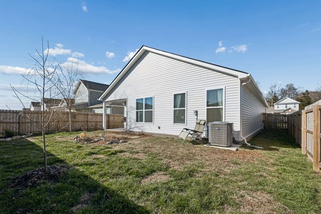 1216 Inverness Pass, Lebanon, TN 37087
