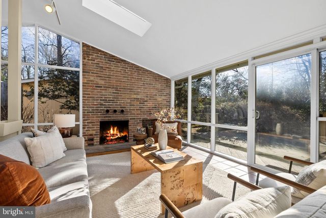 11702 COLLEGE VIEW DR, Silver Spring, MD 20902