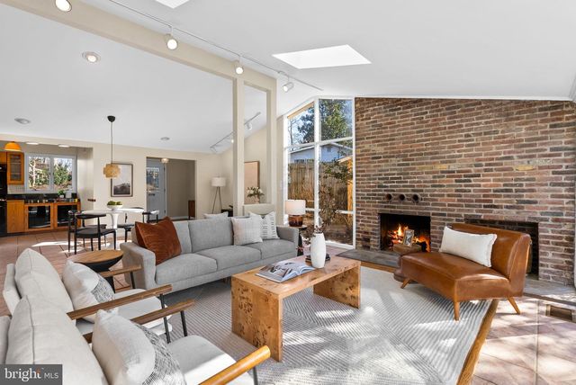 11702 COLLEGE VIEW DR, Silver Spring, MD 20902