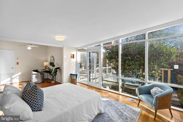 11702 COLLEGE VIEW DR, Silver Spring, MD 20902