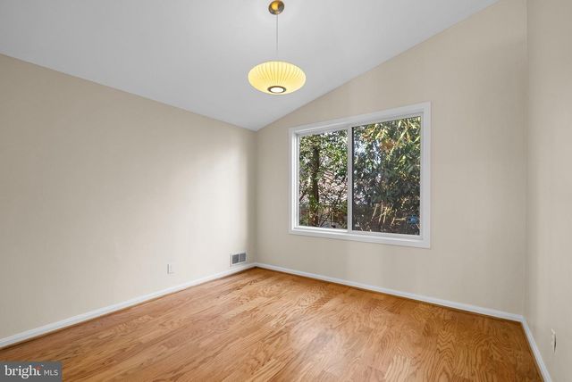 11702 COLLEGE VIEW DR, Silver Spring, MD 20902