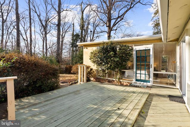 11702 COLLEGE VIEW DR, Silver Spring, MD 20902