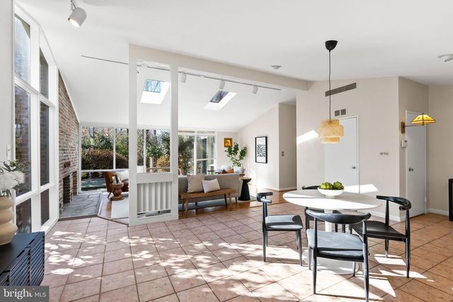 11702 COLLEGE VIEW DR, Silver Spring, MD 20902