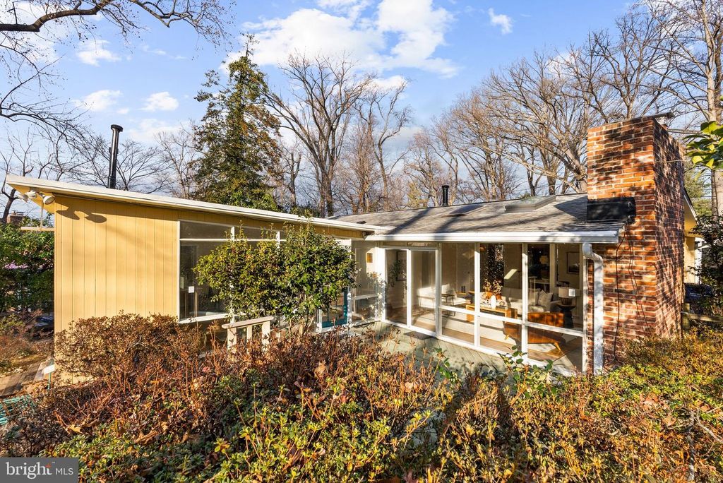 11702 COLLEGE VIEW DR, Silver Spring, MD 20902