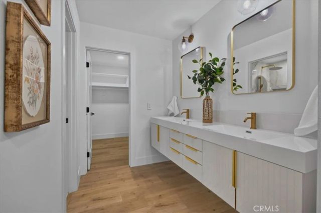 27 Dogwood South, Irvine, CA 92612