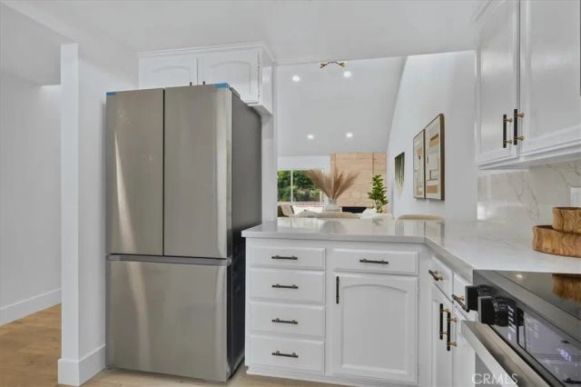 27 Dogwood South, Irvine, CA 92612