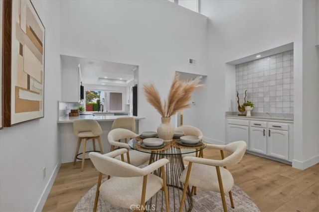 27 Dogwood South, Irvine, CA 92612