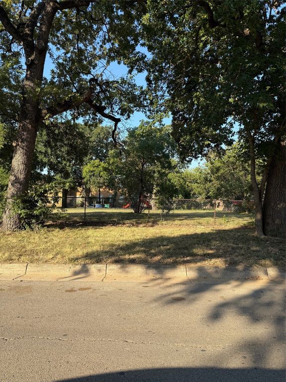 1501 Lee Avenue, Fort Worth, TX 76164