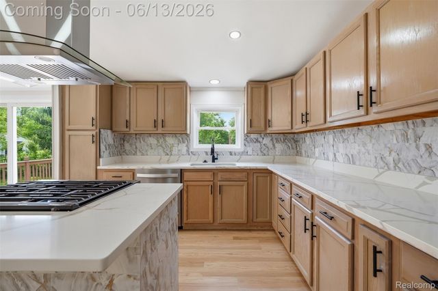 4420 Dublin Road, Burton, MI 48529