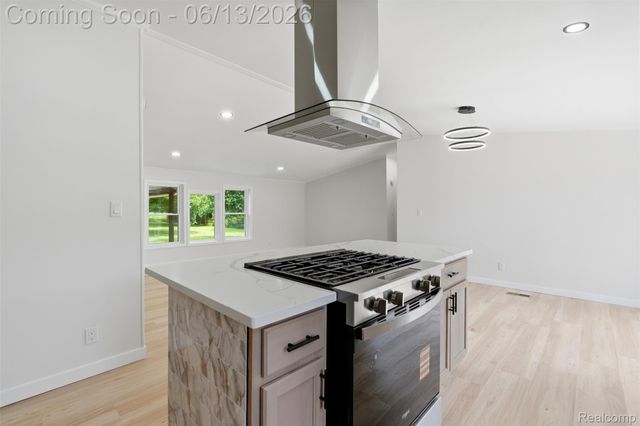 4420 Dublin Road, Burton, MI 48529
