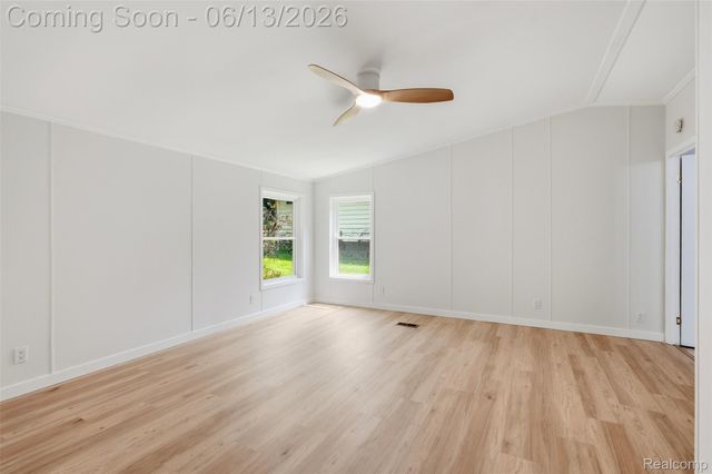 4420 Dublin Road, Burton, MI 48529