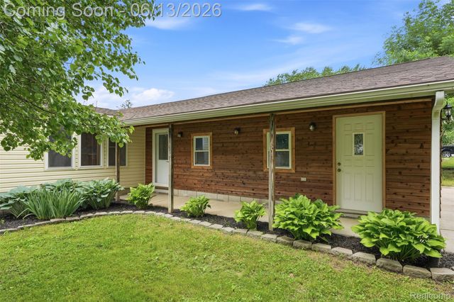 4420 Dublin Road, Burton, MI 48529