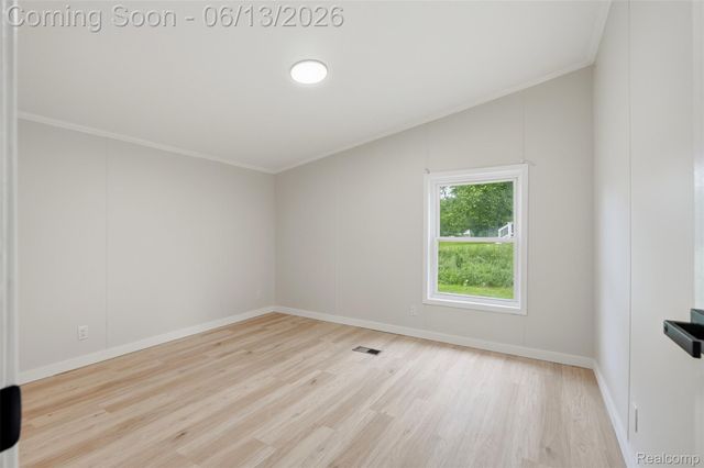 4420 Dublin Road, Burton, MI 48529