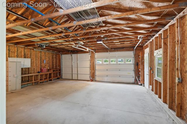 4420 Dublin Road, Burton, MI 48529