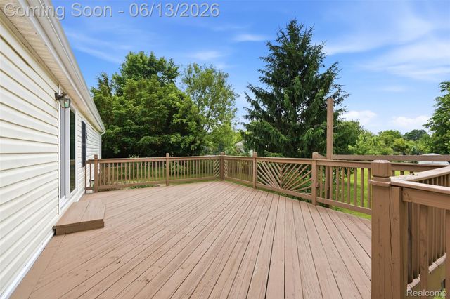 4420 Dublin Road, Burton, MI 48529