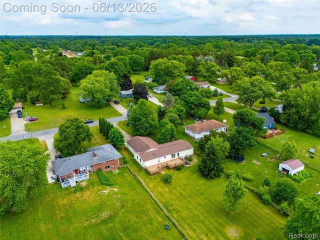 4420 Dublin Road, Burton, MI 48529