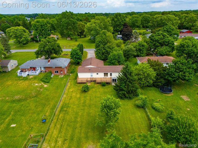 4420 Dublin Road, Burton, MI 48529