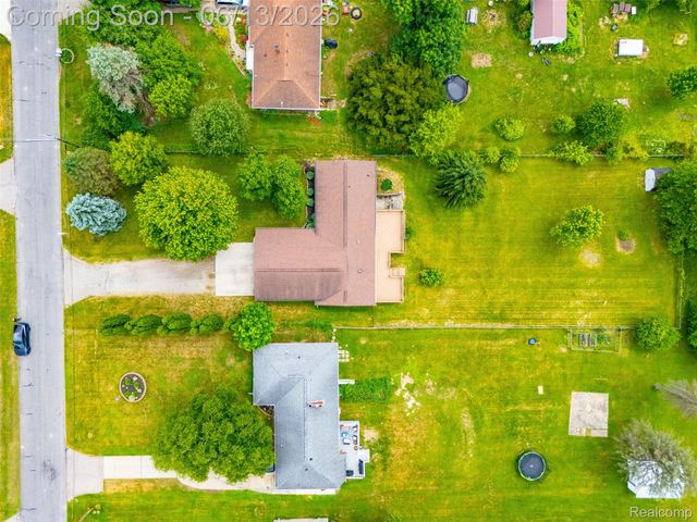 4420 Dublin Road, Burton, MI 48529