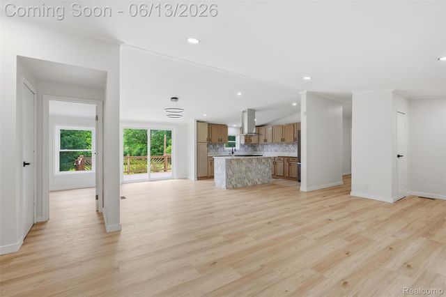 4420 Dublin Road, Burton, MI 48529
