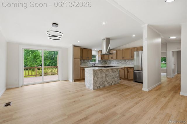 4420 Dublin Road, Burton, MI 48529