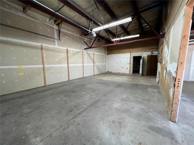 1040 E Post Road 4, Marion, IA 52302