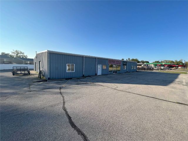 1040 E Post Road 4, Marion, IA 52302