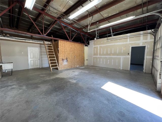 1040 E Post Road 4, Marion, IA 52302